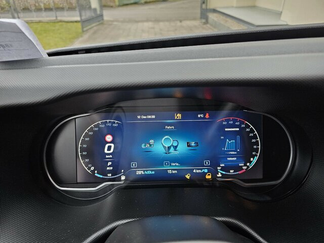 IVECO Daily 35S18HA8V DOKA Hi-Matic 12m³ L2H2 7 Sitze... - Furgon, Dostavno vozilo z dvojno kabino: slika 5 IVECO Daily 35S18HA8V DOKA Hi-Matic 12m³ L2H2 7 Sitze... - Furgon, Dostavno vozilo z dvojno kabino: slika 5