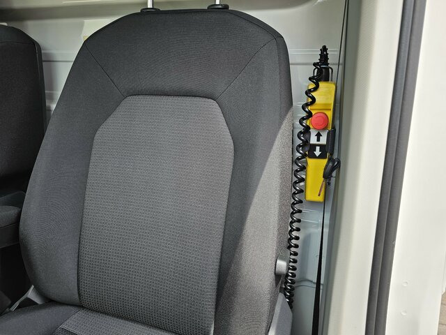 MAN TGE 3.140 Dreiseitenkipper Facelift sofort! - Dostavno vozilo prekucnik: slika 4 MAN TGE 3.140 Dreiseitenkipper Facelift sofort! - Dostavno vozilo prekucnik: slika 4