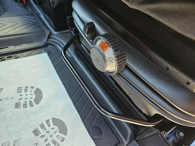 MERCEDES-BENZ Sprinter 317 CDI Kasten L2H2 AHK 3,5t MBUX10,25... - Furgon: slika 5 MERCEDES-BENZ Sprinter 317 CDI Kasten L2H2 AHK 3,5t MBUX10,25... - Furgon: slika 5