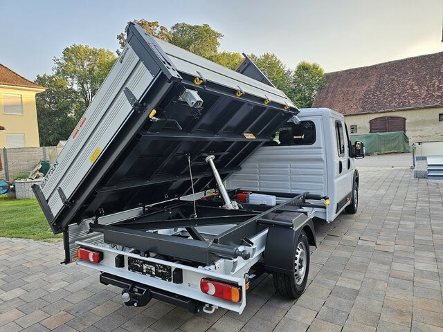 FIAT Ducato MAXI Serie 9.2 2025 DOKA 3-Seitenkiipper - Tovornjak: slika 2 FIAT Ducato MAXI Serie 9.2 2025 DOKA 3-Seitenkiipper - Tovornjak: slika 2