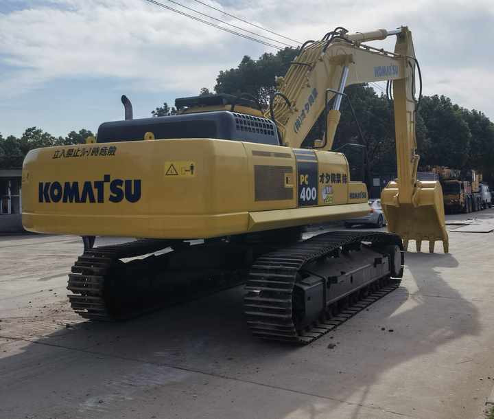 Available Used Komatsu Pc400-7 Crawler Excavator with cheap price Used Excavator for sale in shanghai yard - Bager goseničar: slika 4 Available Used Komatsu Pc400-7 Crawler Excavator with cheap price Used Excavator for sale in shanghai yard - Bager goseničar: slika 4