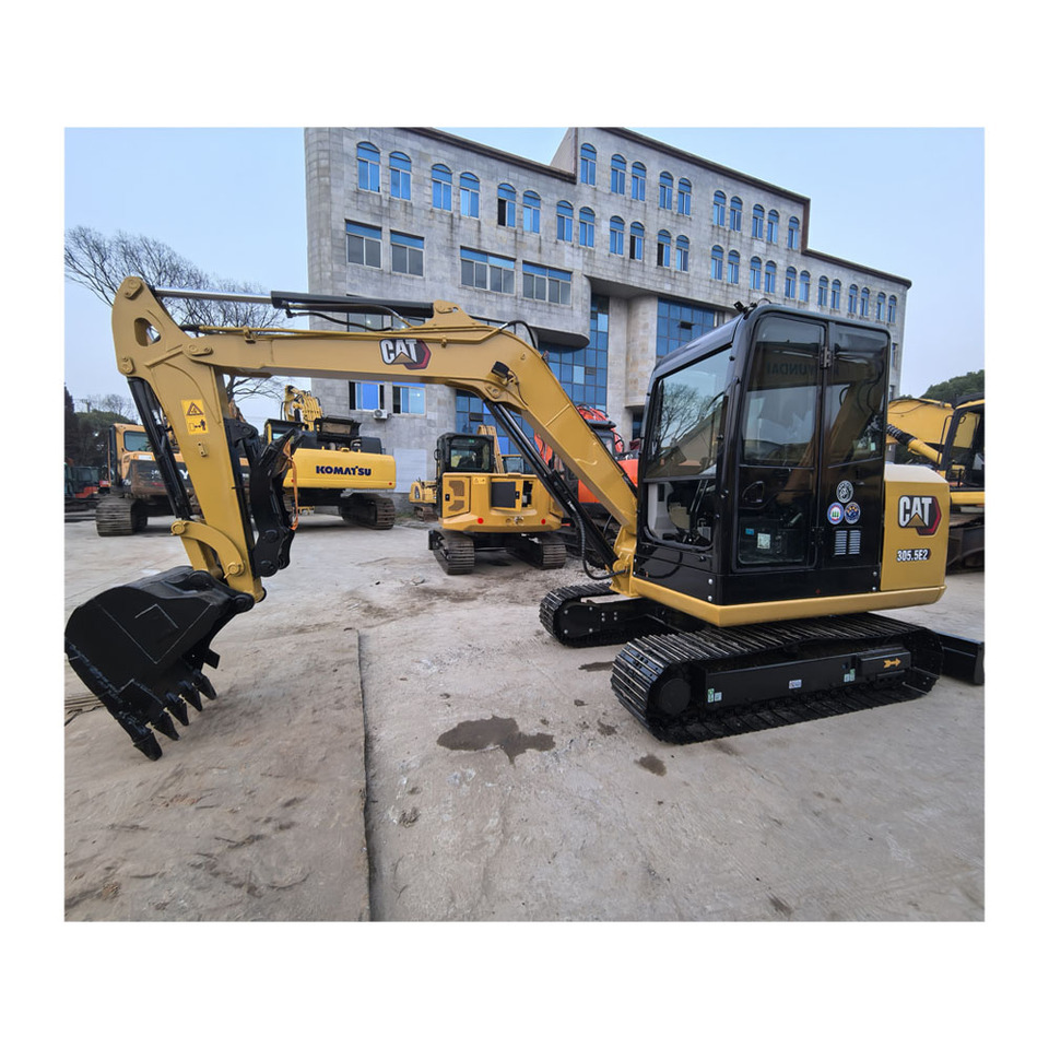 CAT 305.5E2 Excavator - Mini bager: slika 3 CAT 305.5E2 Excavator - Mini bager: slika 3