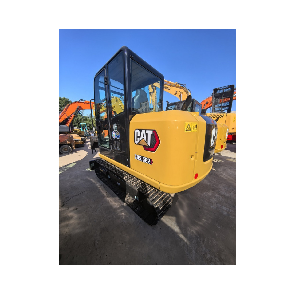 CAT 305.5E2 Excavator - Bager goseničar: slika 1 CAT 305.5E2 Excavator - Bager goseničar: slika 1