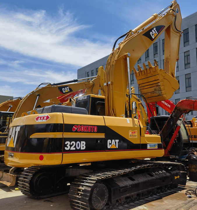 CAT 320B Excavator - Bager goseničar: slika 2 CAT 320B Excavator - Bager goseničar: slika 2