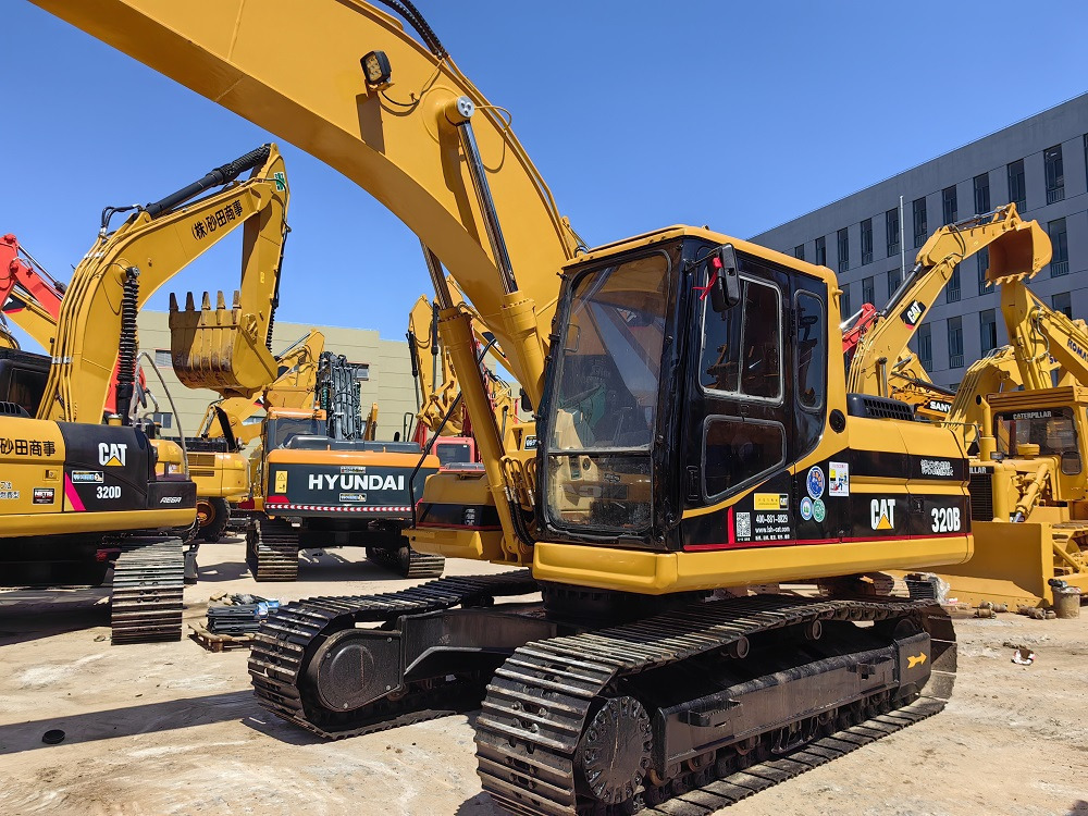 CAT 320B Excavator - Bager goseničar: slika 4 CAT 320B Excavator - Bager goseničar: slika 4