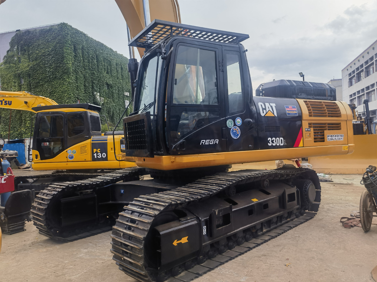 CAT 330DL excavator - Bager goseničar: slika 4 CAT 330DL excavator - Bager goseničar: slika 4