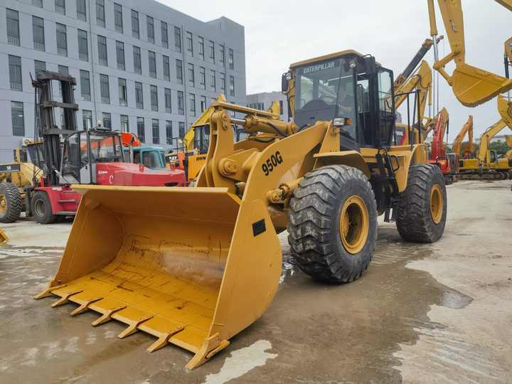 CAT 950G - Kolesni nakladalec: slika 1 CAT 950G - Kolesni nakladalec: slika 1