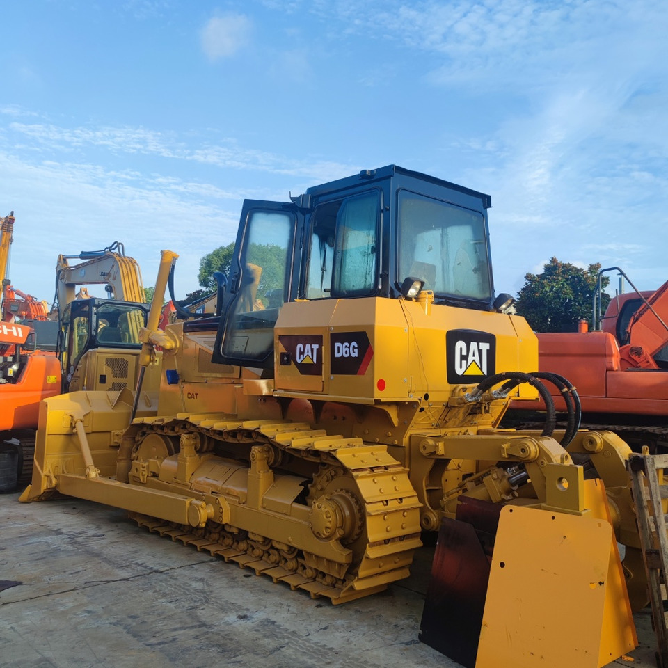 CAT D6G Bulldozer - Buldožer: slika 3 CAT D6G Bulldozer - Buldožer: slika 3