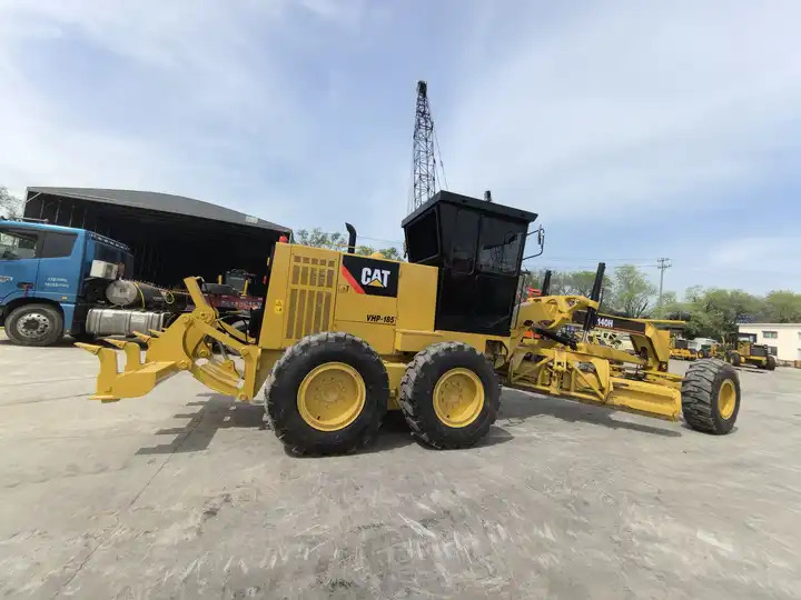 CAT motor grader used caterpillar 140k 140h second hand high quality low hours motor grader for sale - Greder: slika 5 CAT motor grader used caterpillar 140k 140h second hand high quality low hours motor grader for sale - Greder: slika 5