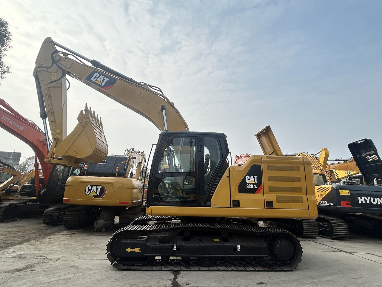 CATERPILLAR CAT 320GC CRAWLER EXCAVATOR - Bager goseničar: slika 2 CATERPILLAR CAT 320GC CRAWLER EXCAVATOR - Bager goseničar: slika 2