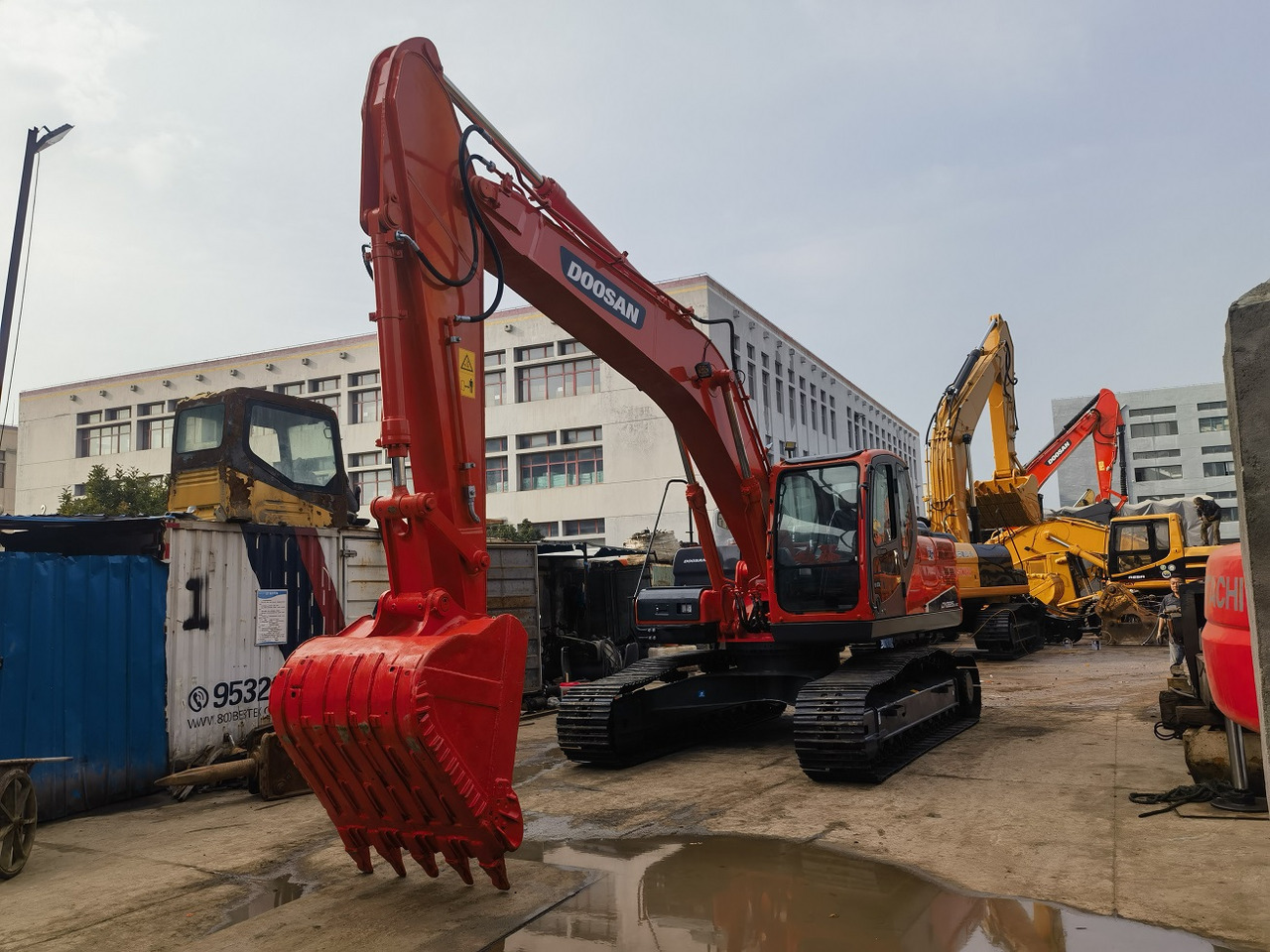 DOOSAN Doosan DX225LC Crawler excavator - Bager goseničar: slika 4 DOOSAN Doosan DX225LC Crawler excavator - Bager goseničar: slika 4