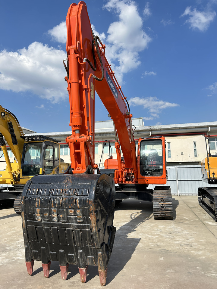 DOOSAN Doosan DX225LC Crawler excavator - Bager goseničar: slika 3 DOOSAN Doosan DX225LC Crawler excavator - Bager goseničar: slika 3