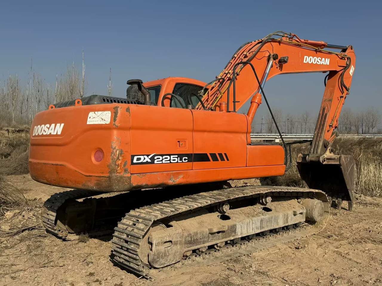 DOOSAN Doosan DX225LC Crawler excavator - Bager goseničar: slika 1 DOOSAN Doosan DX225LC Crawler excavator - Bager goseničar: slika 1