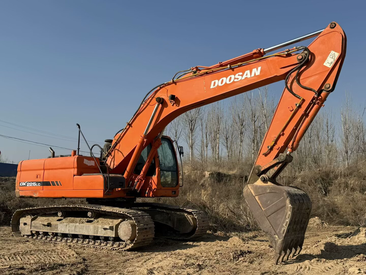 DOOSAN Doosan DX225LC Crawler excavator - Bager goseničar: slika 2 DOOSAN Doosan DX225LC Crawler excavator - Bager goseničar: slika 2