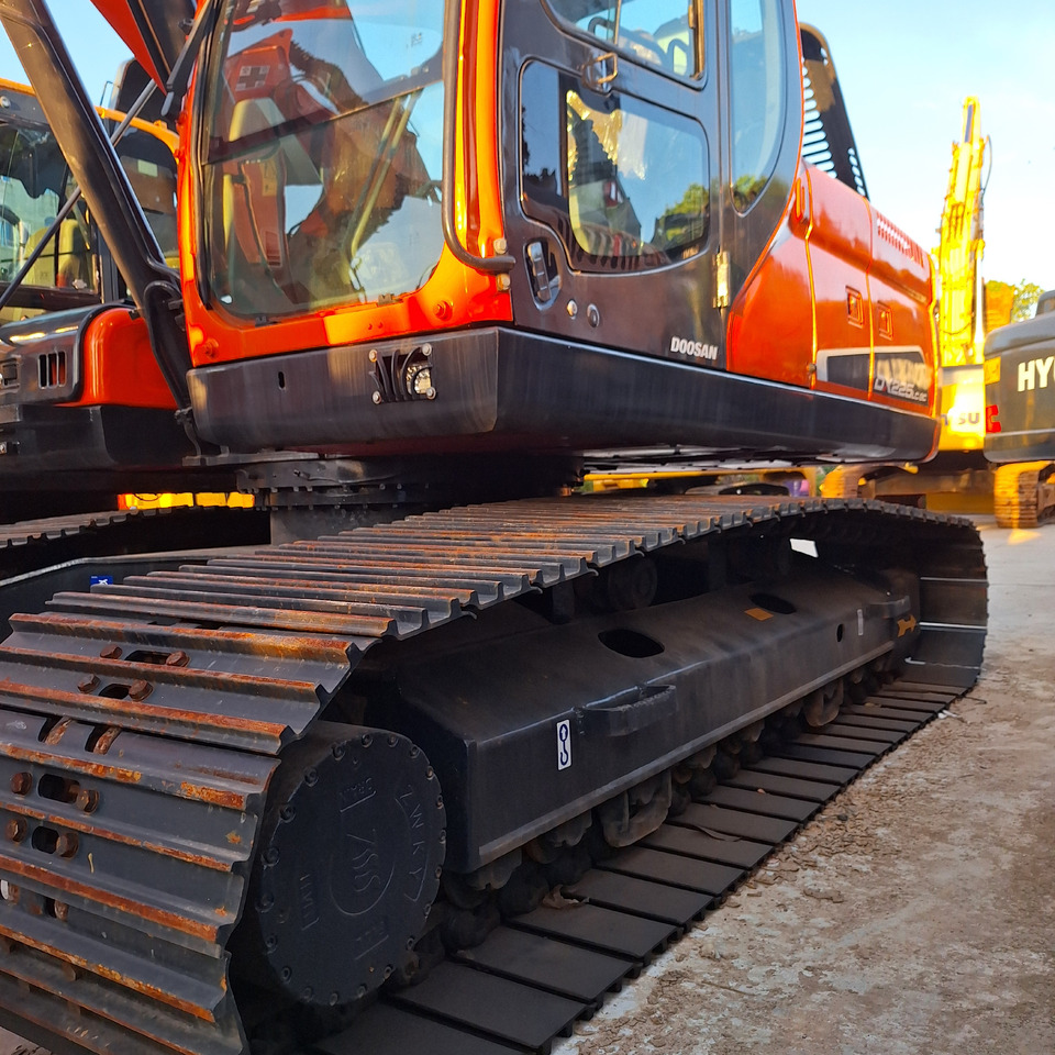 Doosan Dx225LC-9C Crawler Excavator - Bager goseničar: slika 4 Doosan Dx225LC-9C Crawler Excavator - Bager goseničar: slika 4