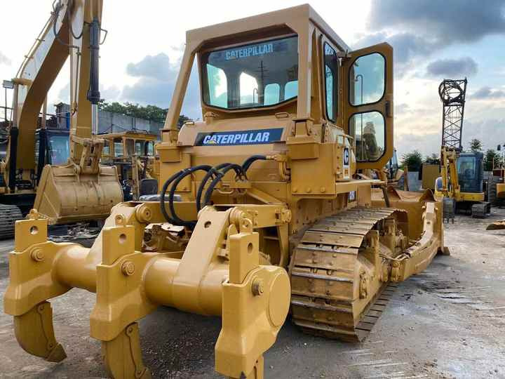Good Condition Used CAT D7G Bulldozer Medium Caterpillar Crawler Construction Equipment on stock - Buldožer: slika 4 Good Condition Used CAT D7G Bulldozer Medium Caterpillar Crawler Construction Equipment on stock - Buldožer: slika 4