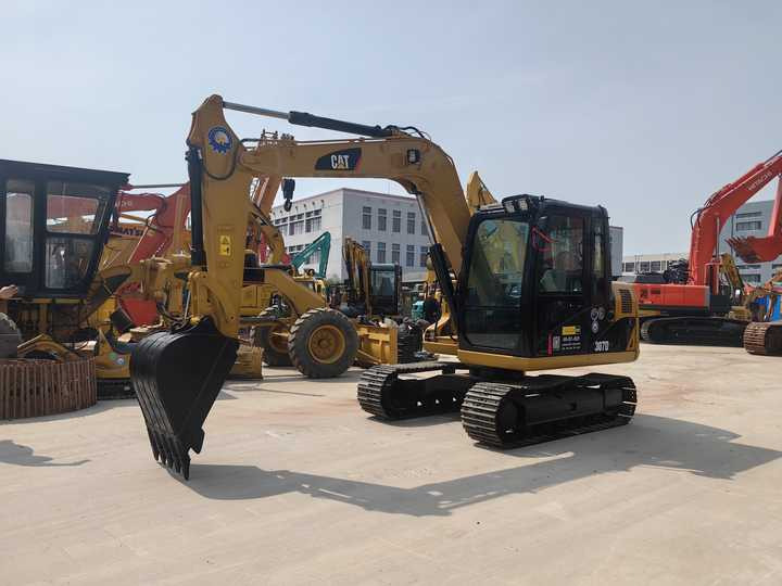 Good Condition and High Performance used Cat 307D Excavator Used Digger Excavator Second Hand Caterpillar 307D in stock - Bager goseničar: slika 5 Good Condition and High Performance used Cat 307D Excavator Used Digger Excavator Second Hand Caterpillar 307D in stock - Bager goseničar: slika 5
