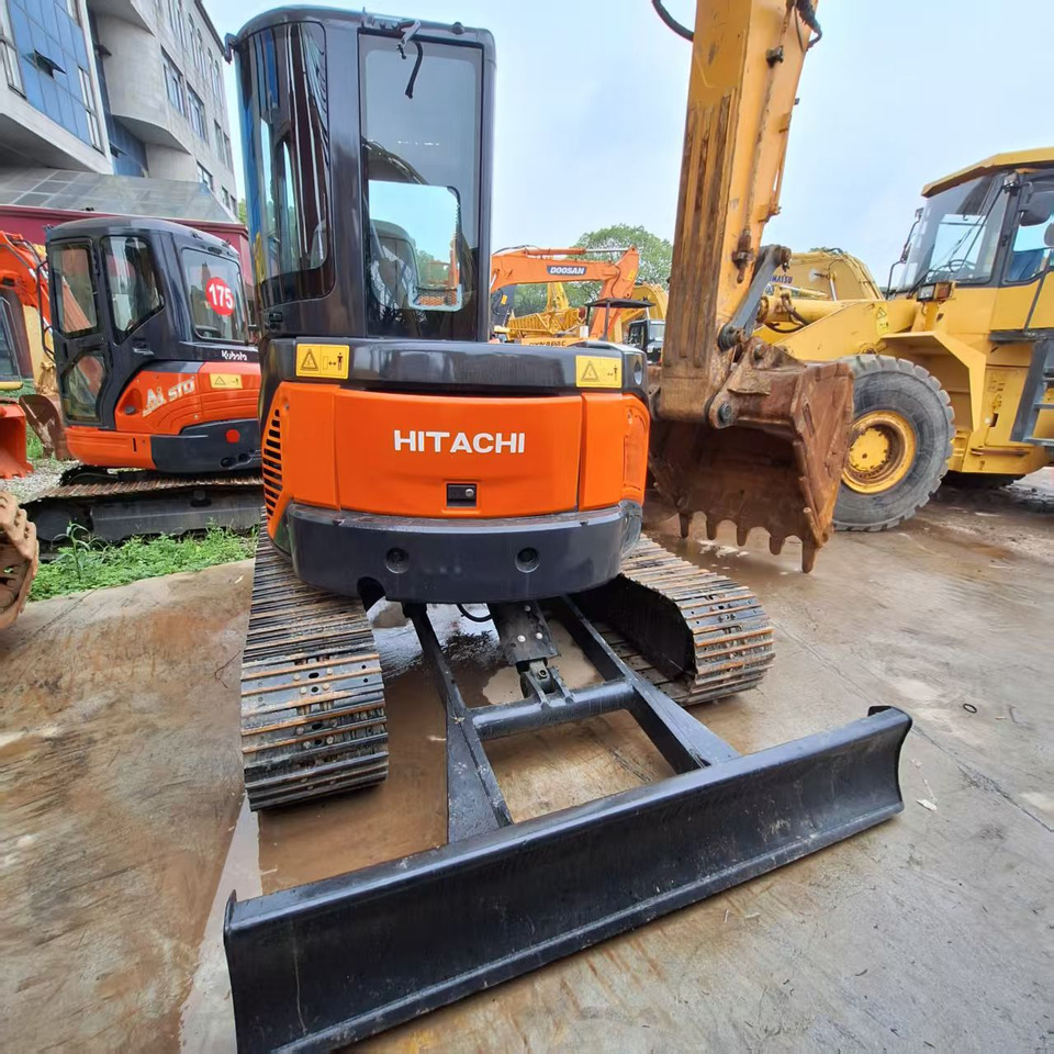 Hitachi ZX50U Excavator - Bager goseničar: slika 5 Hitachi ZX50U Excavator - Bager goseničar: slika 5