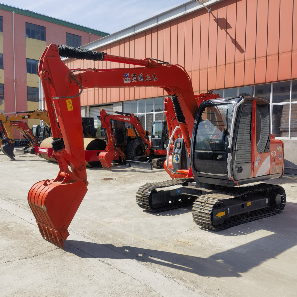Hitachi ZX60 Excavator - Bager goseničar: slika 5 Hitachi ZX60 Excavator - Bager goseničar: slika 5