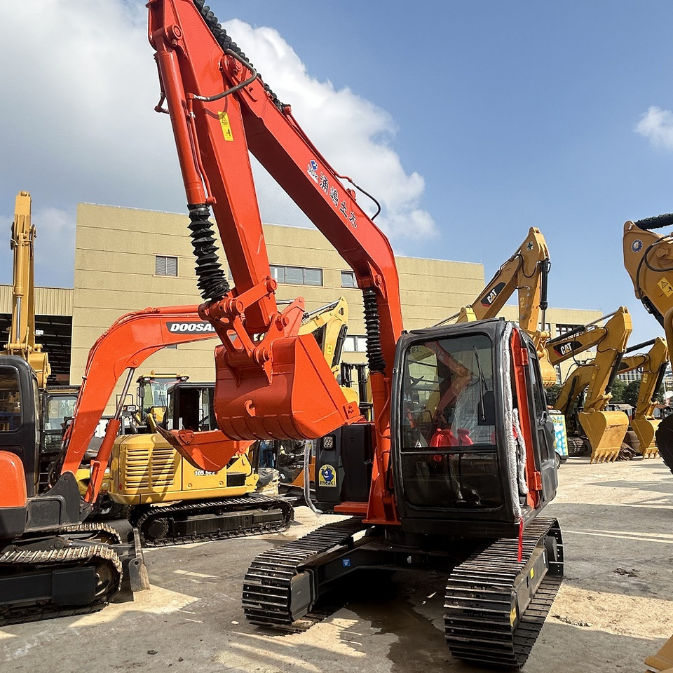 Hitachi ZX70 Excavator - Bager goseničar: slika 5 Hitachi ZX70 Excavator - Bager goseničar: slika 5