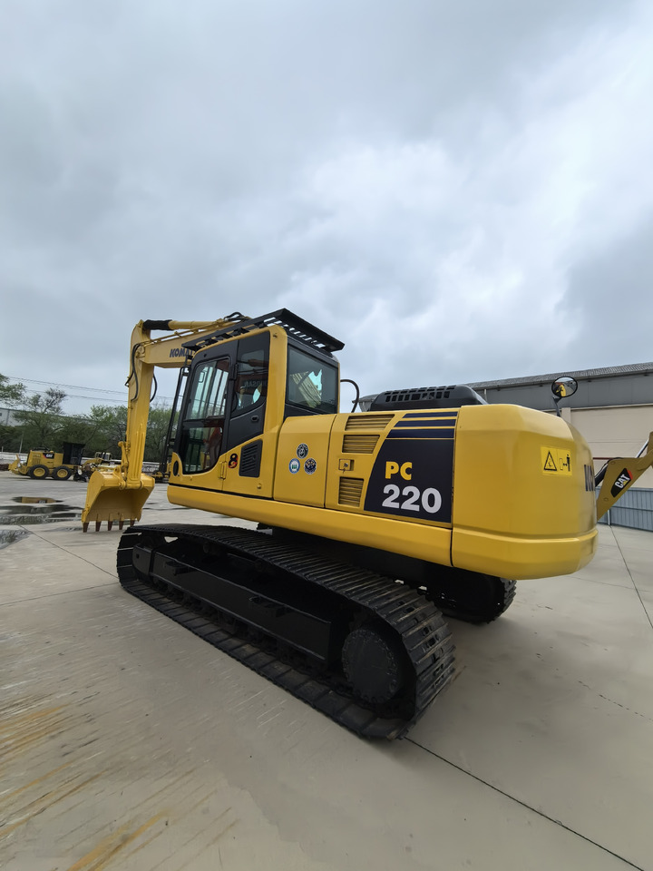 Komatsu PC 220-8 Excavator - Bager goseničar: slika 2 Komatsu PC 220-8 Excavator - Bager goseničar: slika 2