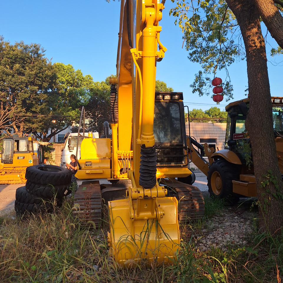 Komatsu PC130 Excavator - Bager goseničar: slika 4 Komatsu PC130 Excavator - Bager goseničar: slika 4