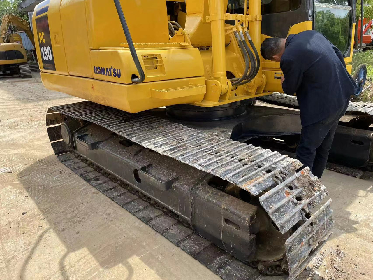 Komatsu PC130 Excavator - Bager goseničar: slika 2 Komatsu PC130 Excavator - Bager goseničar: slika 2