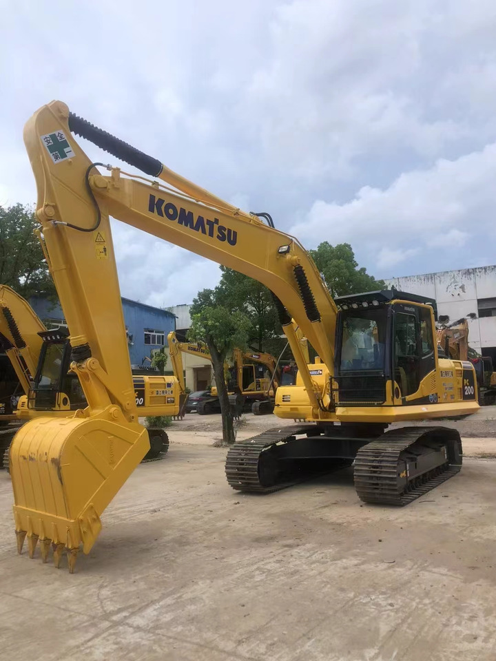 Komatsu PC200-8 Excavator - Bager goseničar: slika 4 Komatsu PC200-8 Excavator - Bager goseničar: slika 4