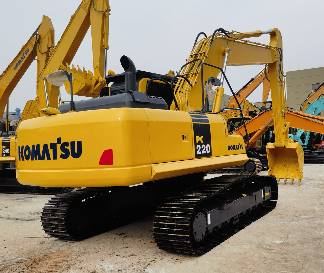 Komatsu PC220-8 Excavator - Bager goseničar: slika 1 Komatsu PC220-8 Excavator - Bager goseničar: slika 1