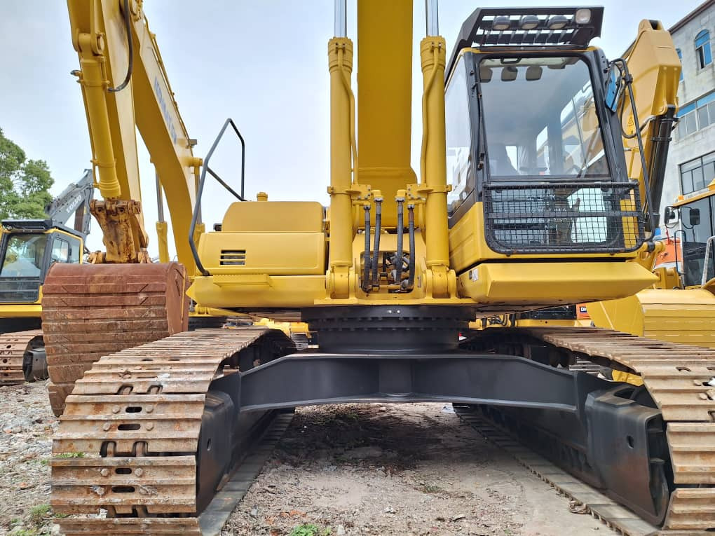 Komatsu PC350-8 excavator - Bager goseničar: slika 2 Komatsu PC350-8 excavator - Bager goseničar: slika 2