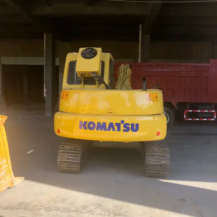 Komatsu PC60 Second-Hand Excavator for Sale Core Components Include Engine Pump Motor - Bager: slika 4 Komatsu PC60 Second-Hand Excavator for Sale Core Components Include Engine Pump Motor - Bager: slika 4