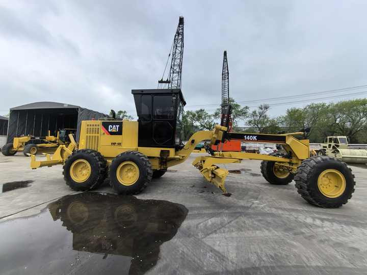 Low hours high quality used motor grader cat 140k cheap for sale - Greder: slika 4 Low hours high quality used motor grader cat 140k cheap for sale - Greder: slika 4