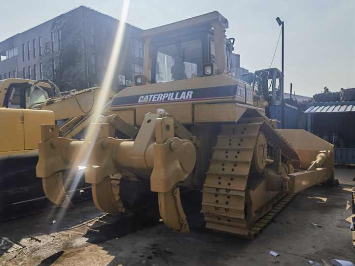 Original Japan made earth-moving bulldozer Caterpillar D7H dozer CAT heavy bulldozer D7 cheap dozer in China - Buldožer: slika 3 Original Japan made earth-moving bulldozer Caterpillar D7H dozer CAT heavy bulldozer D7 cheap dozer in China - Buldožer: slika 3