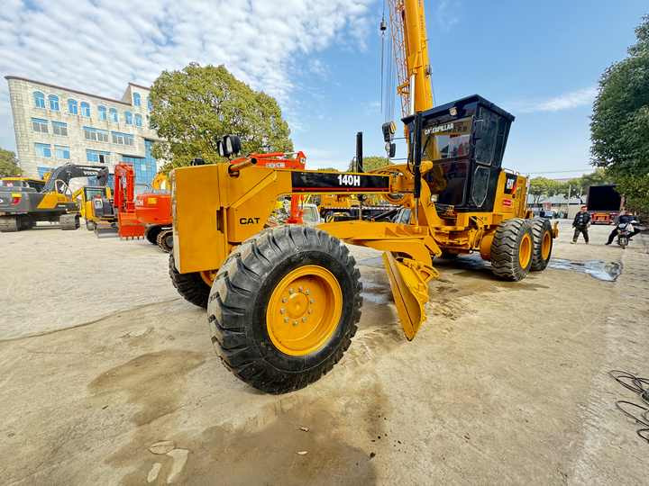 Original Used Caterpillar 140H motor grader second hand for sale at cheap factory price for construction - Greder: slika 5 Original Used Caterpillar 140H motor grader second hand for sale at cheap factory price for construction - Greder: slika 5