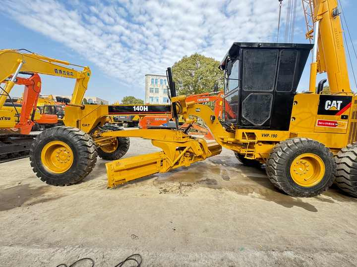 Original Used Caterpillar 140H motor grader second hand for sale at cheap factory price for construction - Greder: slika 3 Original Used Caterpillar 140H motor grader second hand for sale at cheap factory price for construction - Greder: slika 3