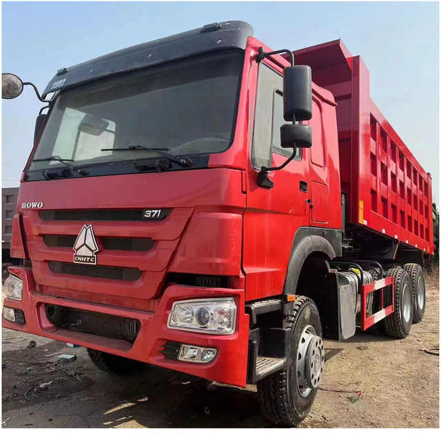 Second Hand 6x4/8x4 Used Howo Tipper Dump Truck Used 10 Wheels Sinotruck Howo Dump Truck - Tovornjak prekucnik: slika 1 Second Hand 6x4/8x4 Used Howo Tipper Dump Truck Used 10 Wheels Sinotruck Howo Dump Truck - Tovornjak prekucnik: slika 1