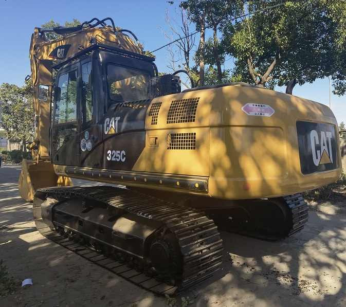 Second Hand CAT 325C high quality and good performance machine digger crawler used excavator in stock - Bager goseničar: slika 5 Second Hand CAT 325C high quality and good performance machine digger crawler used excavator in stock - Bager goseničar: slika 5