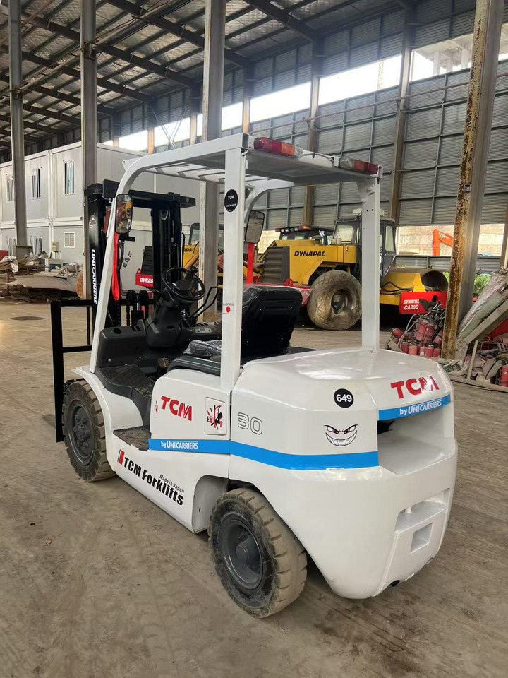 TCM FD30 Forklift - Diesel viličar: slika 2 TCM FD30 Forklift - Diesel viličar: slika 2