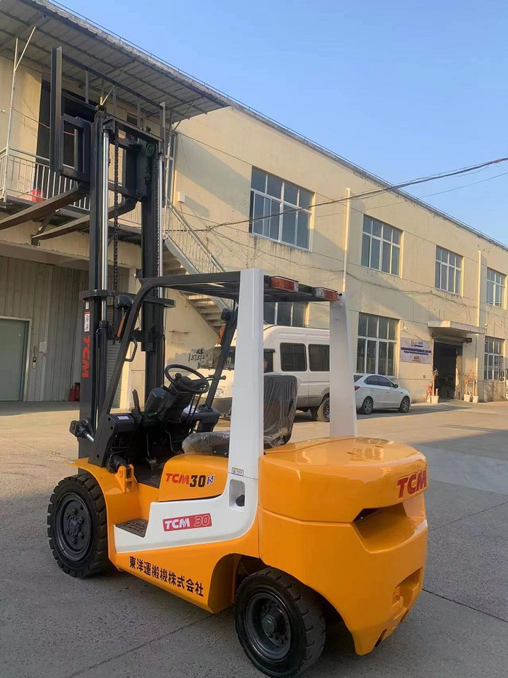 TCM FD30 Forklift - Diesel viličar: slika 2 TCM FD30 Forklift - Diesel viličar: slika 2