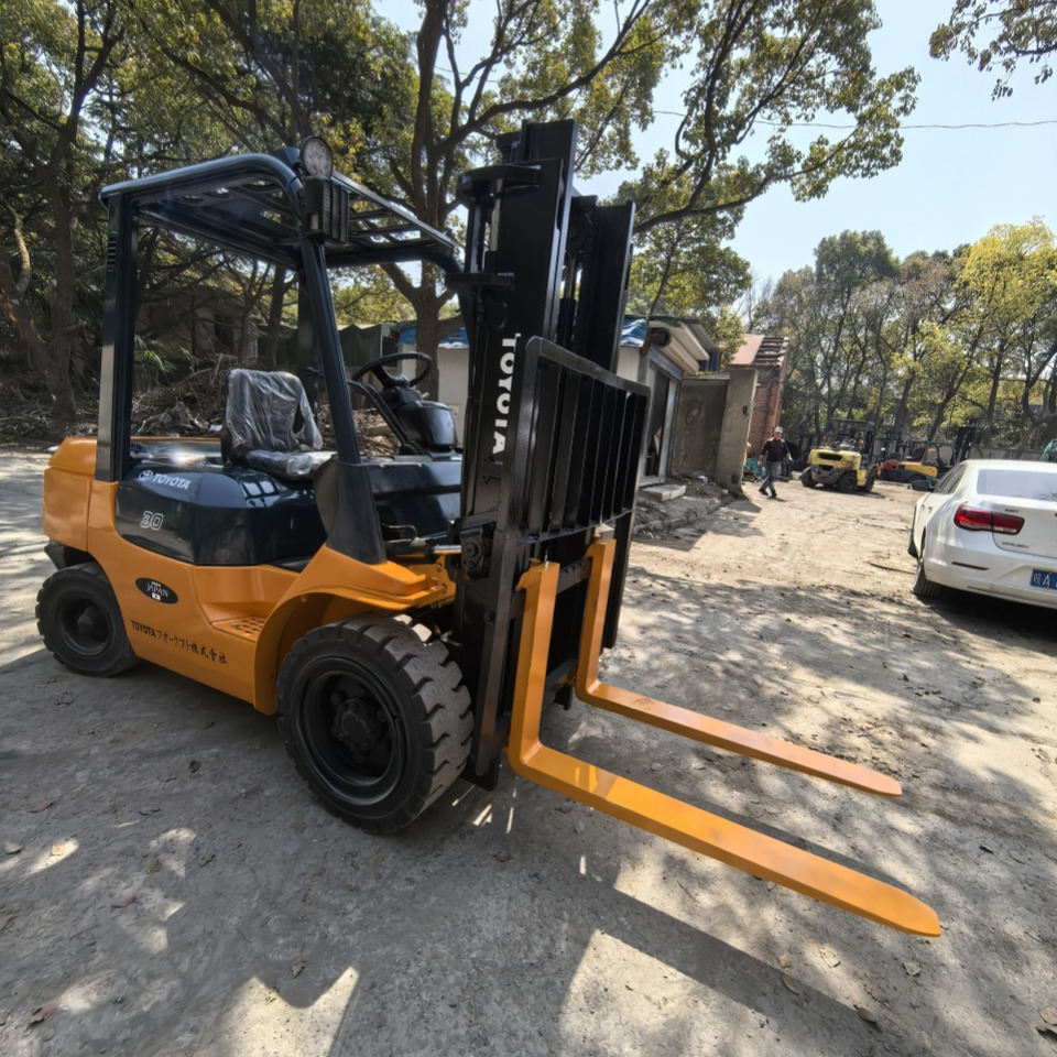 Toyota FD30 Forklift - Diesel viličar: slika 5 Toyota FD30 Forklift - Diesel viličar: slika 5