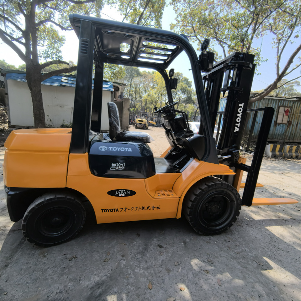 Toyota FD30 Forklift - Diesel viličar: slika 1 Toyota FD30 Forklift - Diesel viličar: slika 1