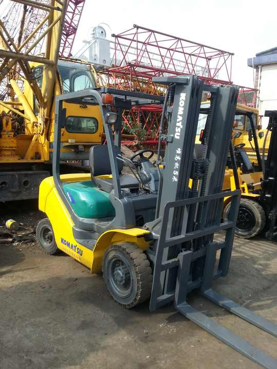Used Komatsu forklift Japan used Forklift 3 ton Diesel FD30 for sale in Shanghai yard for sale - Bager goseničar: slika 5 Used Komatsu forklift Japan used Forklift 3 ton Diesel FD30 for sale in Shanghai yard for sale - Bager goseničar: slika 5