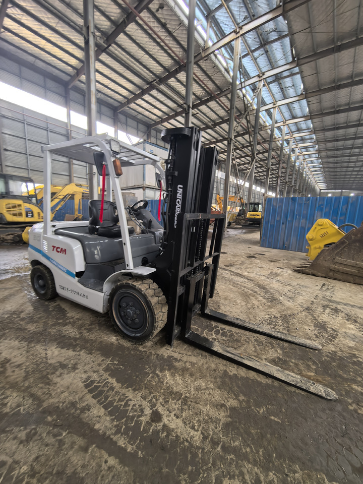 Used TCM FD30 forklift - Diesel viličar: slika 5 Used TCM FD30 forklift - Diesel viličar: slika 5