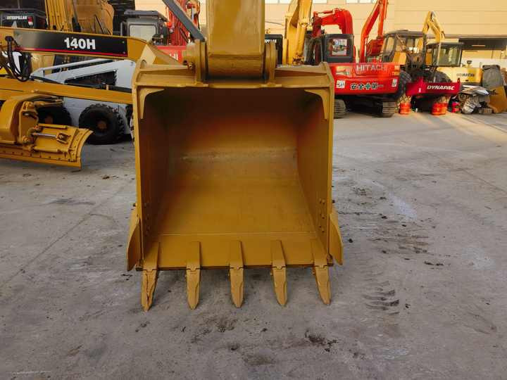 Cat 336d - Bager: slika 5 Cat 336d - Bager: slika 5