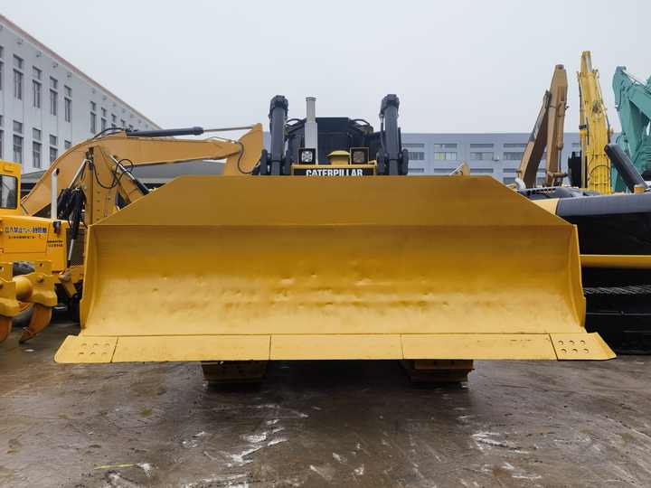 Used CAT bulldozer D7 second hand caterpillar D7G D7R high quality crawler bulldozer FOR SALE - Buldožer: slika 5 Used CAT bulldozer D7 second hand caterpillar D7G D7R high quality crawler bulldozer FOR SALE - Buldožer: slika 5