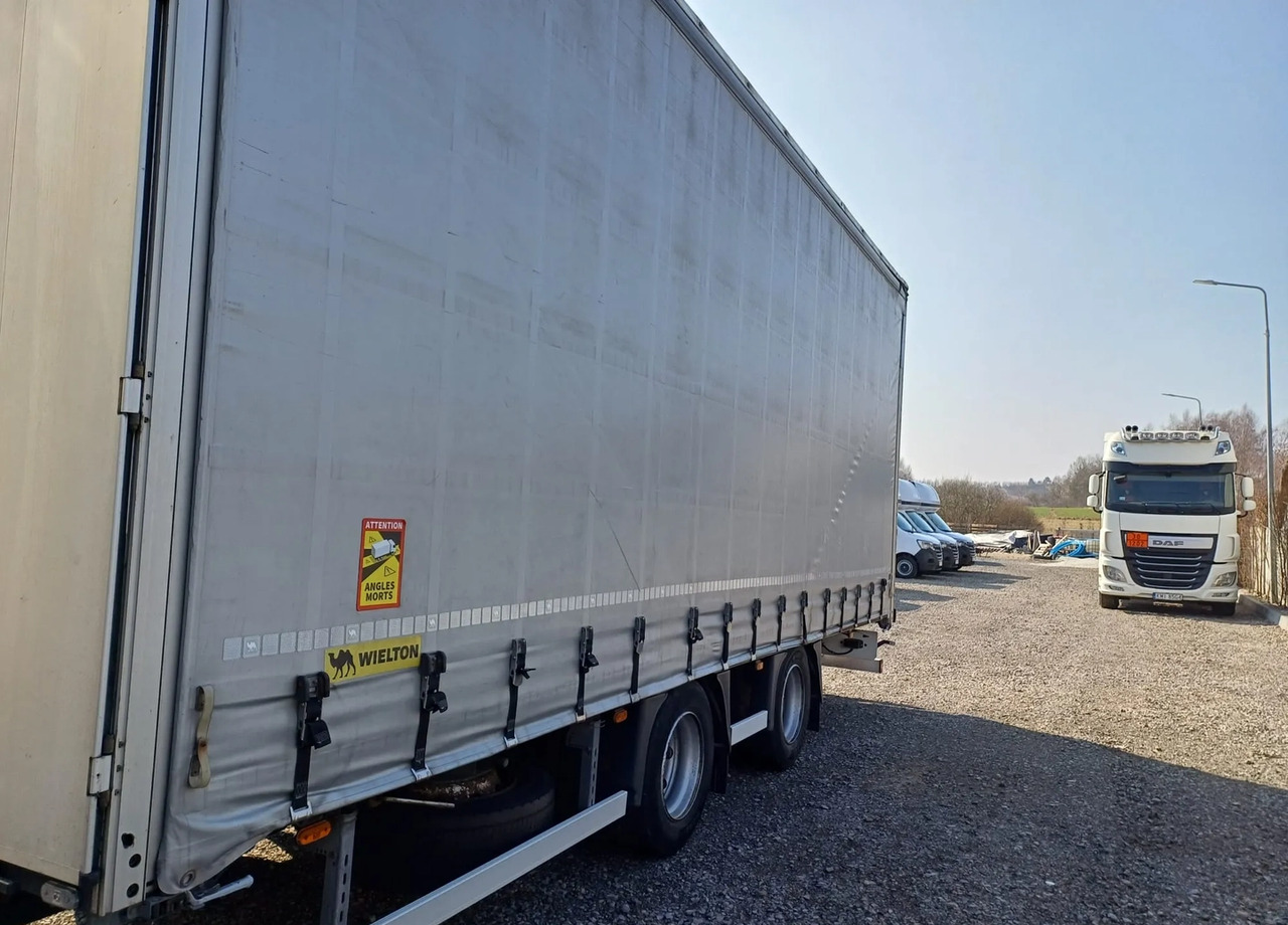 DAF XF 480 SUPER SPACE CAB / ZESTAW TANDEM PRZEJAZDOWY 120m3 - Tovornjak s ponjavo: slika 4 DAF XF 480 SUPER SPACE CAB / ZESTAW TANDEM PRZEJAZDOWY 120m3 - Tovornjak s ponjavo: slika 4