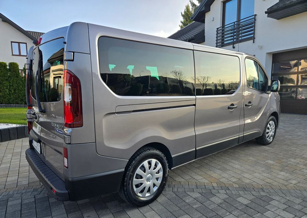 Renault Trafic Grand SpaceClass 2.0 dCi EDC - Minibus, Potniški kombi: slika 5 Renault Trafic Grand SpaceClass 2.0 dCi EDC - Minibus, Potniški kombi: slika 5