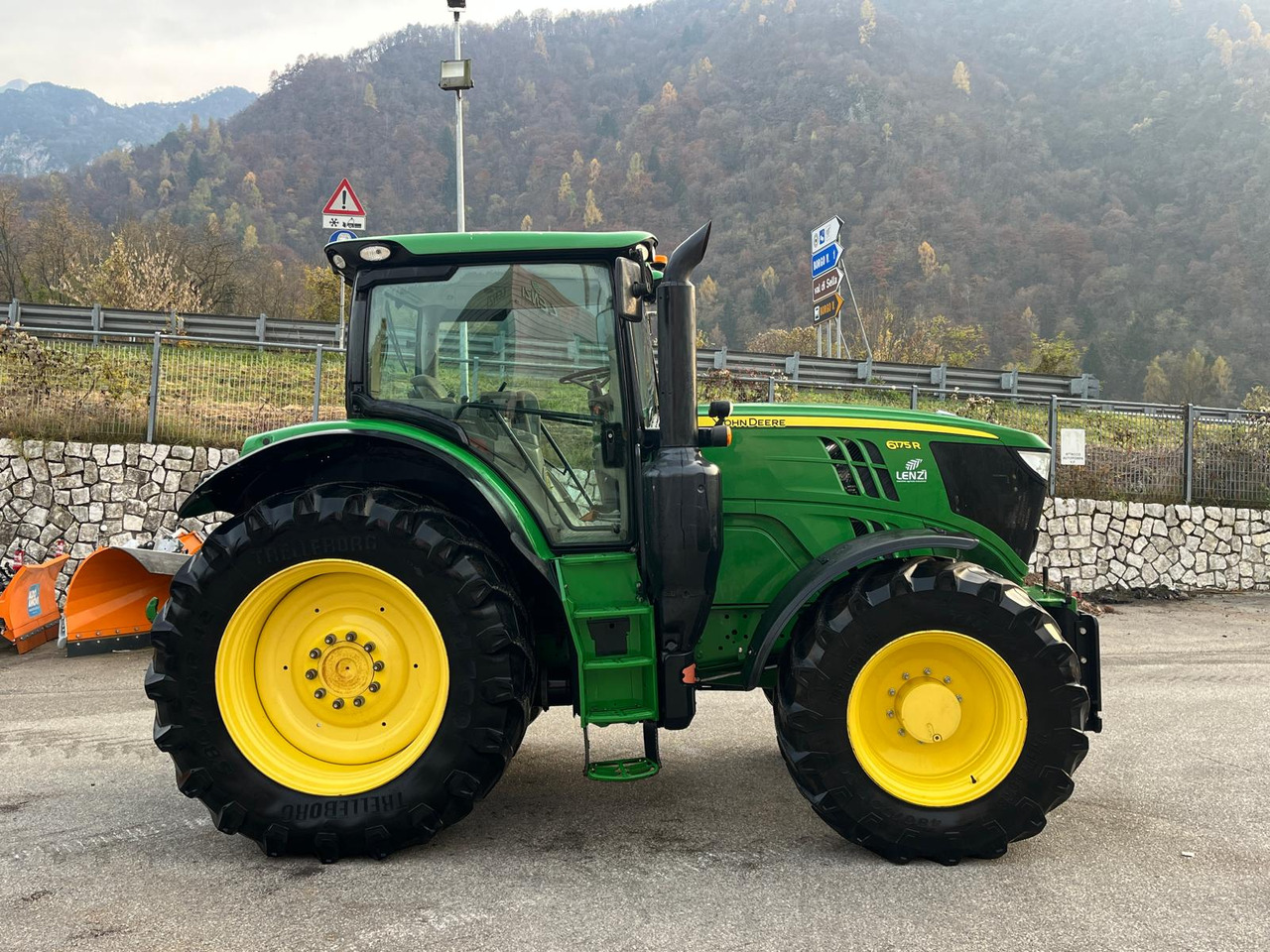 John Deere 6175R - Traktor: slika 5 John Deere 6175R - Traktor: slika 5