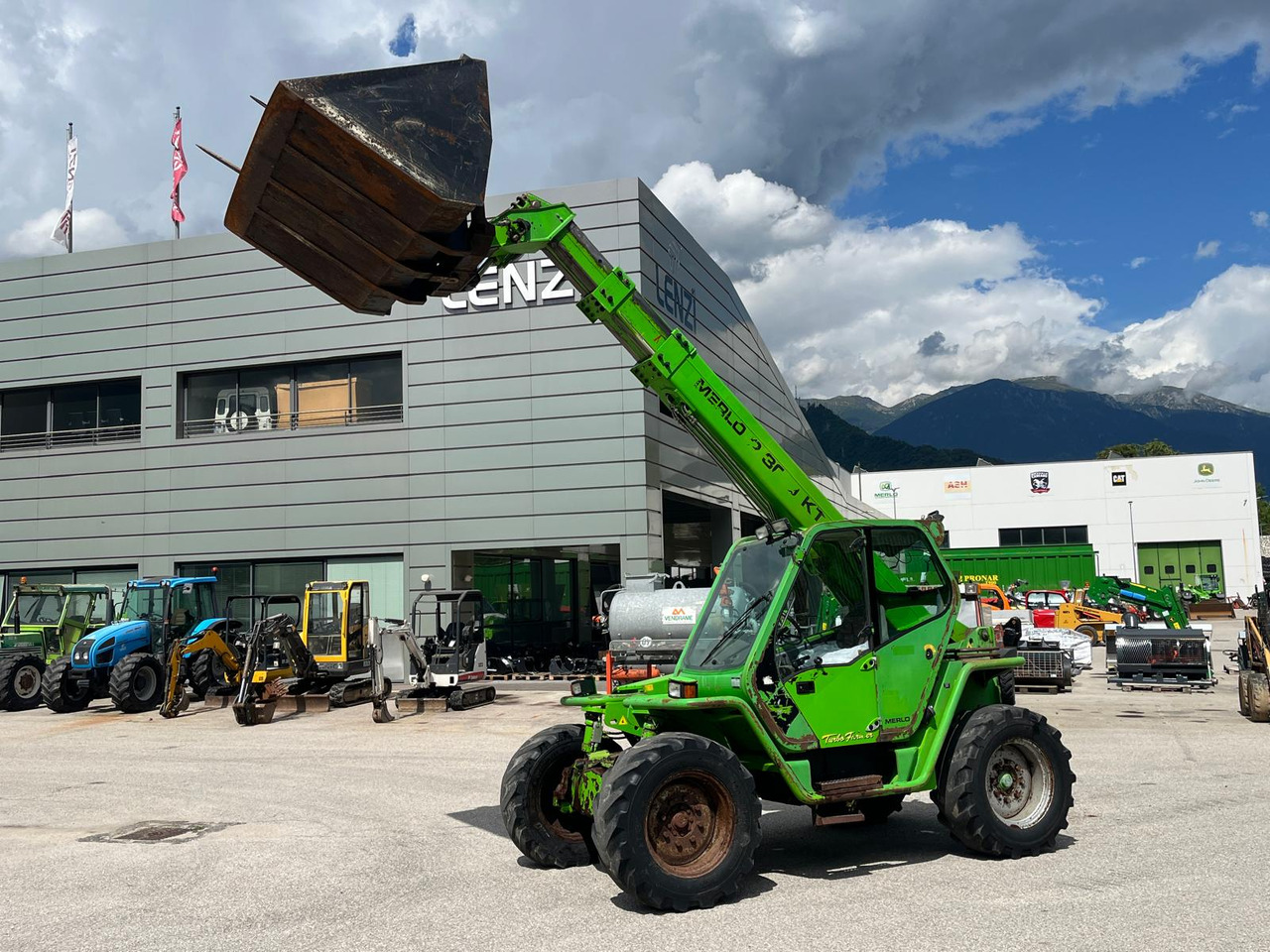 MERLO TELESCOPICO MERLO P 30.9 KT - Teleskopski viličar: slika 1 MERLO TELESCOPICO MERLO P 30.9 KT - Teleskopski viličar: slika 1