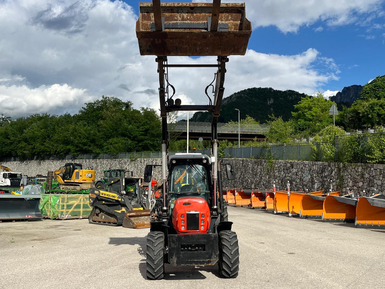 SAME FRUTTETO S 100 – CARICATORE - Traktor: slika 3 SAME FRUTTETO S 100 – CARICATORE - Traktor: slika 3
